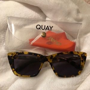 QUAY AUSTRALIAN TORTOISE SUNGLASSES